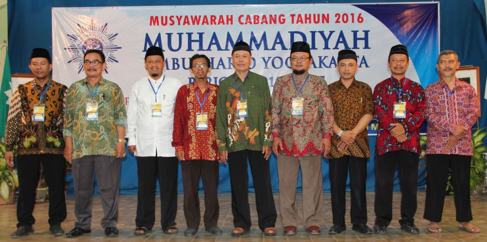 Wajah 9 formatur Pimpinan Cabang Muhammadiyah Umbulharjo periode 2015-2010